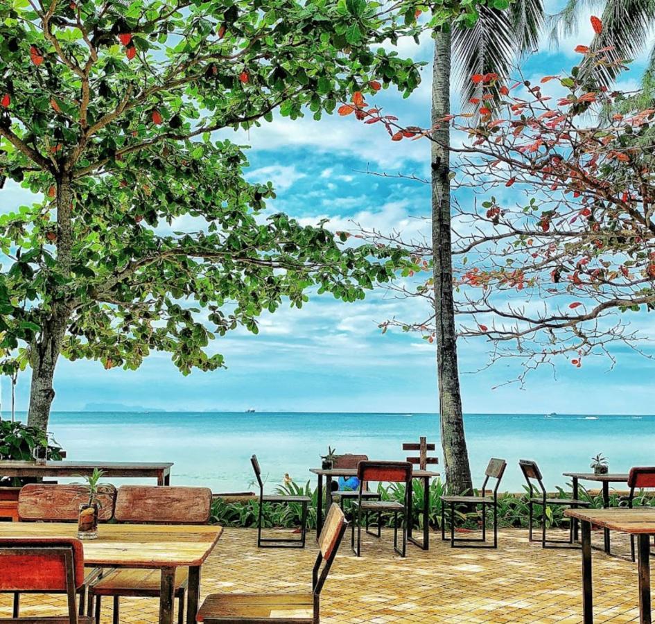 Chill Inn Lipa Noi Hostel And Beach Cafe Koh Samui Exteriör bild